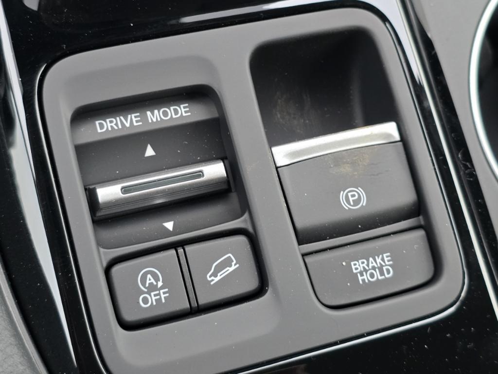 new 2025 Honda Pilot car, priced at $46,995