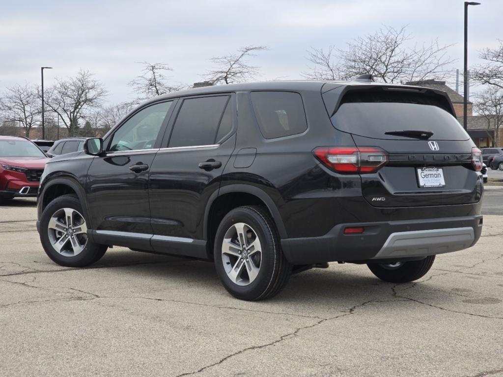 new 2025 Honda Pilot car, priced at $46,995