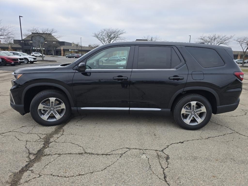 new 2025 Honda Pilot car, priced at $46,995