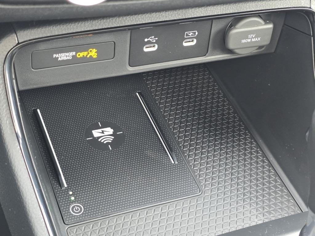 new 2026 Honda CR-V Hybrid car, priced at $41,575