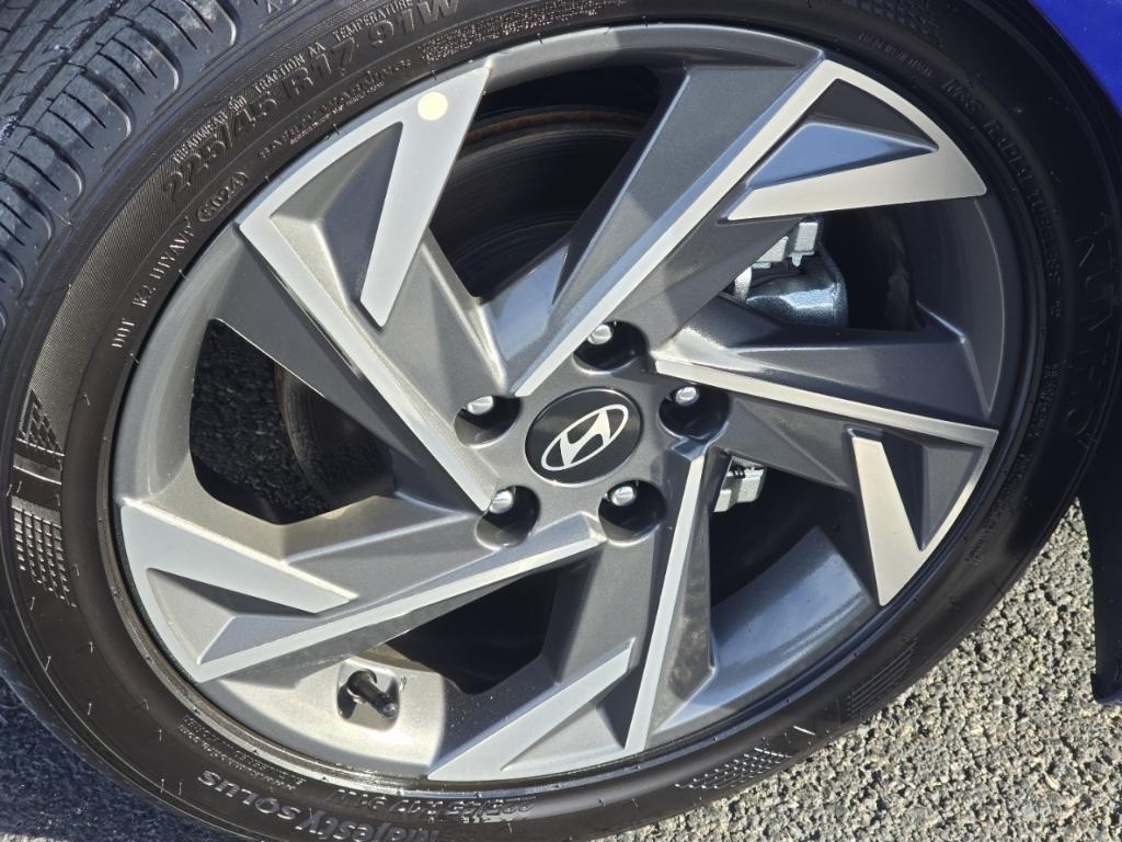 used 2024 Hyundai Elantra car, priced at $23,487