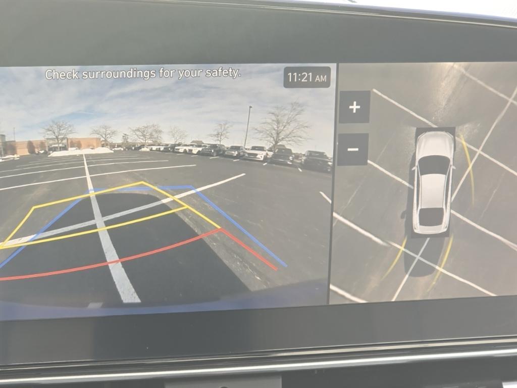 used 2024 Hyundai Elantra car, priced at $23,487