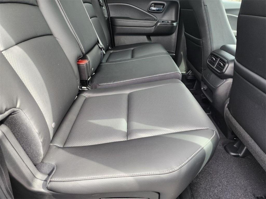 new 2025 Honda Ridgeline car, priced at $44,135