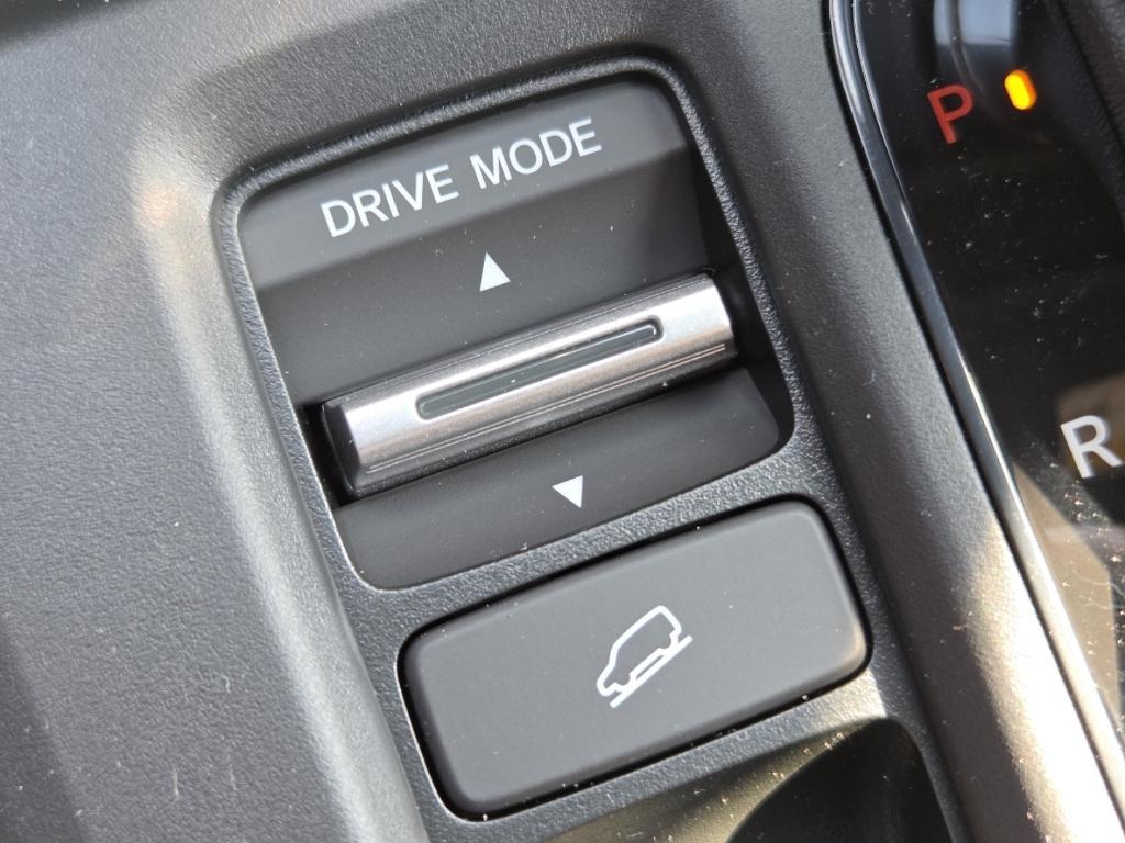 new 2026 Honda CR-V Hybrid car, priced at $42,359