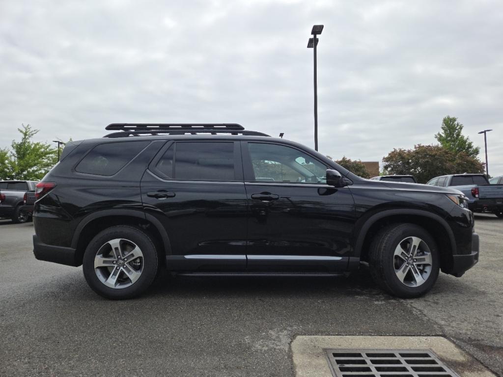 new 2026 Honda Pilot car, priced at $50,485