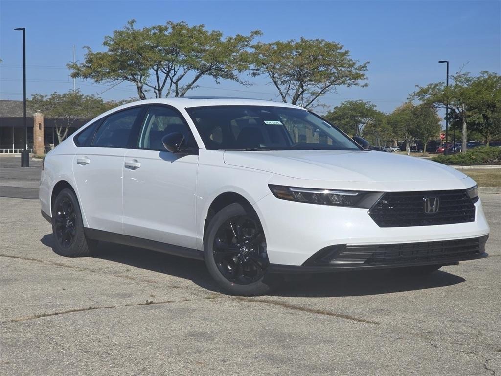 new 2025 Honda Accord car, priced at $31,960