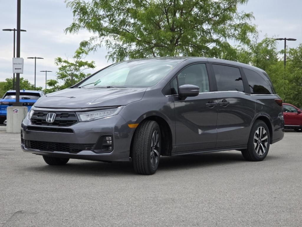 new 2026 Honda Odyssey car, priced at $44,290