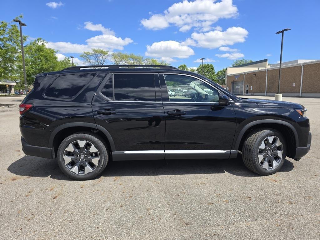 new 2026 Honda Pilot car, priced at $55,740