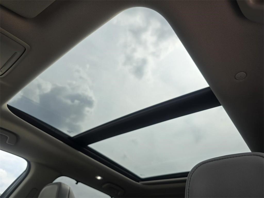 new 2025 Honda Pilot car, priced at $53,050