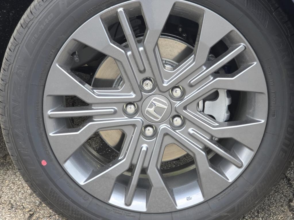 new 2026 Honda Odyssey car, priced at $48,990