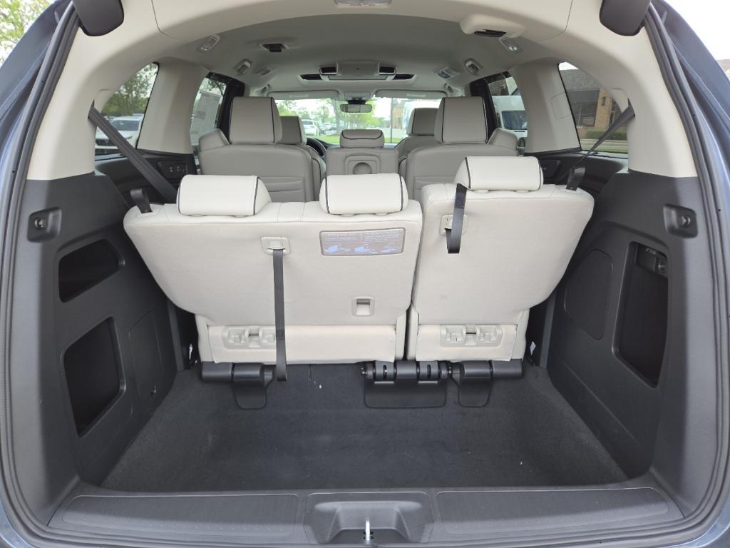 new 2026 Honda Odyssey car, priced at $48,990