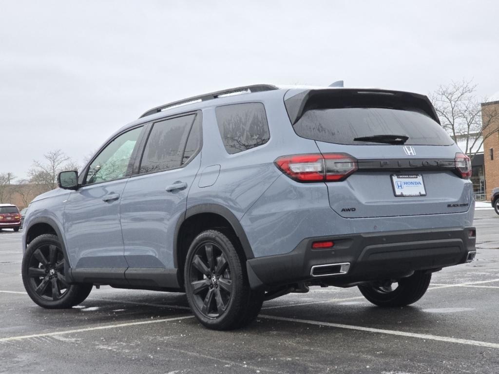 new 2025 Honda Pilot car, priced at $57,260