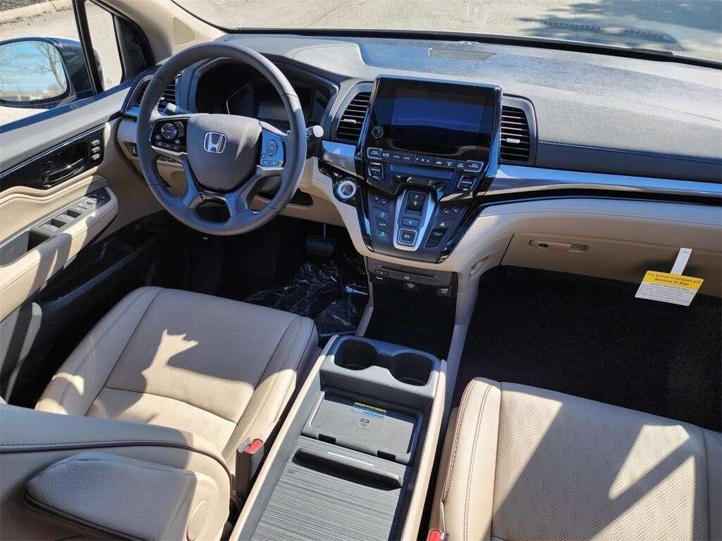 new 2023 Honda Odyssey car, priced at $51,420