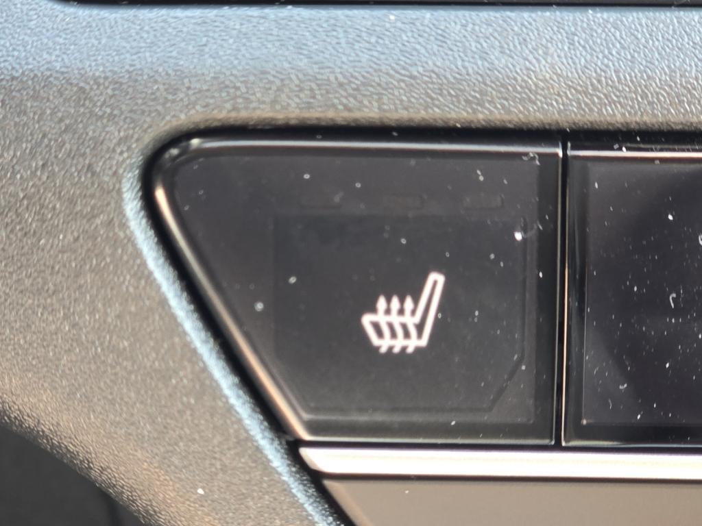 new 2026 Honda CR-V Hybrid car, priced at $40,250