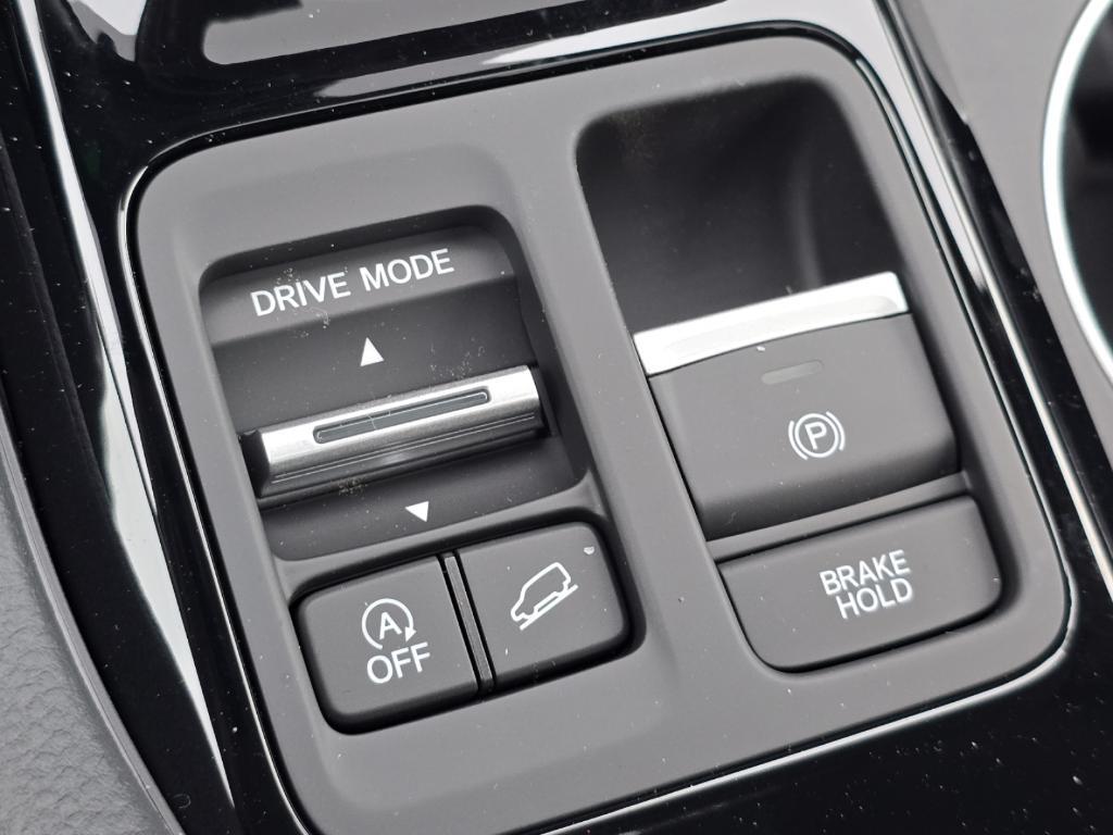 new 2025 Honda Pilot car, priced at $54,300