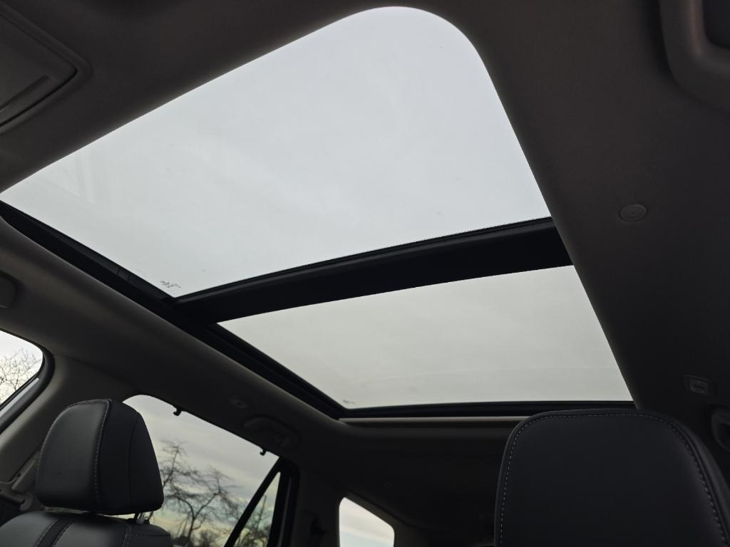 new 2025 Honda Pilot car, priced at $54,300