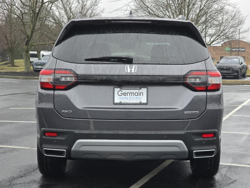 new 2025 Honda Pilot car, priced at $51,095