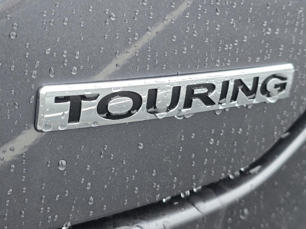 new 2025 Honda Pilot car, priced at $51,095