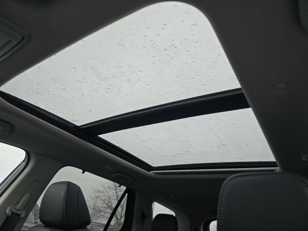 new 2025 Honda Pilot car, priced at $51,095