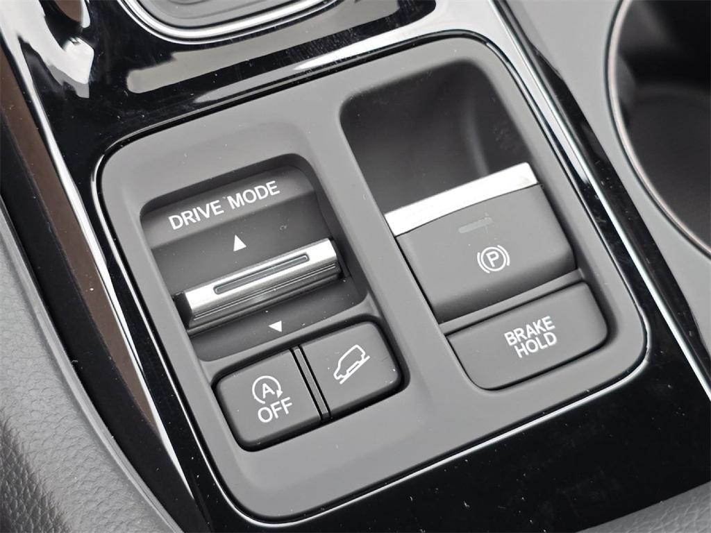 new 2025 Honda Pilot car, priced at $51,330