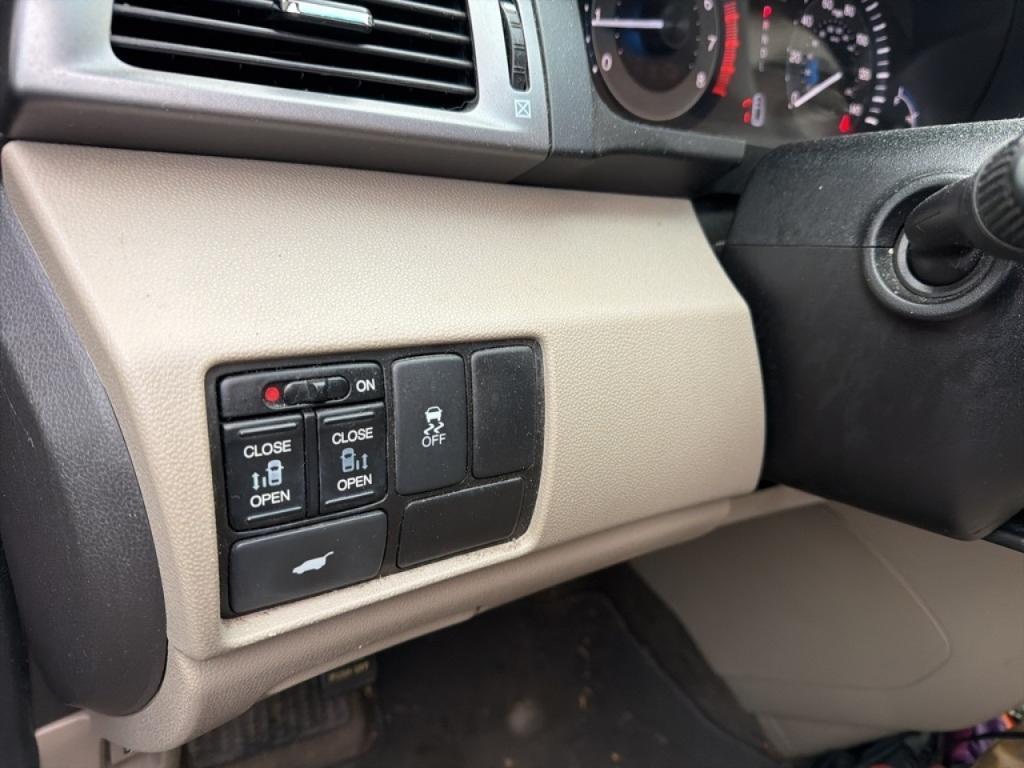 used 2013 Honda Odyssey car, priced at $7,997