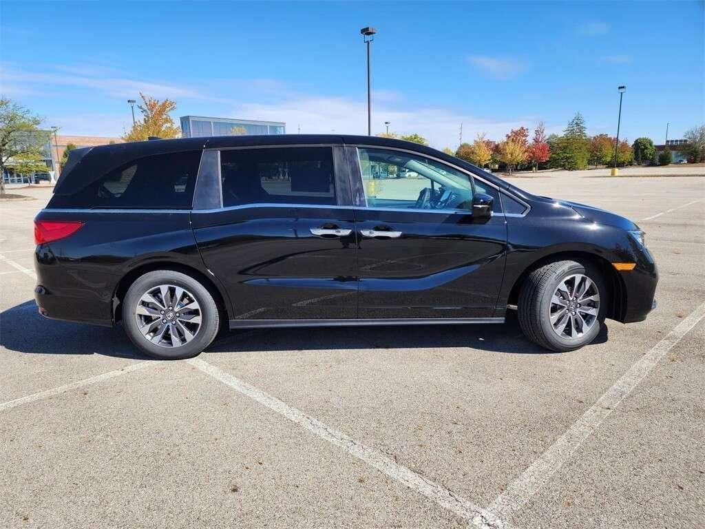 used 2024 Honda Odyssey car, priced at $36,797