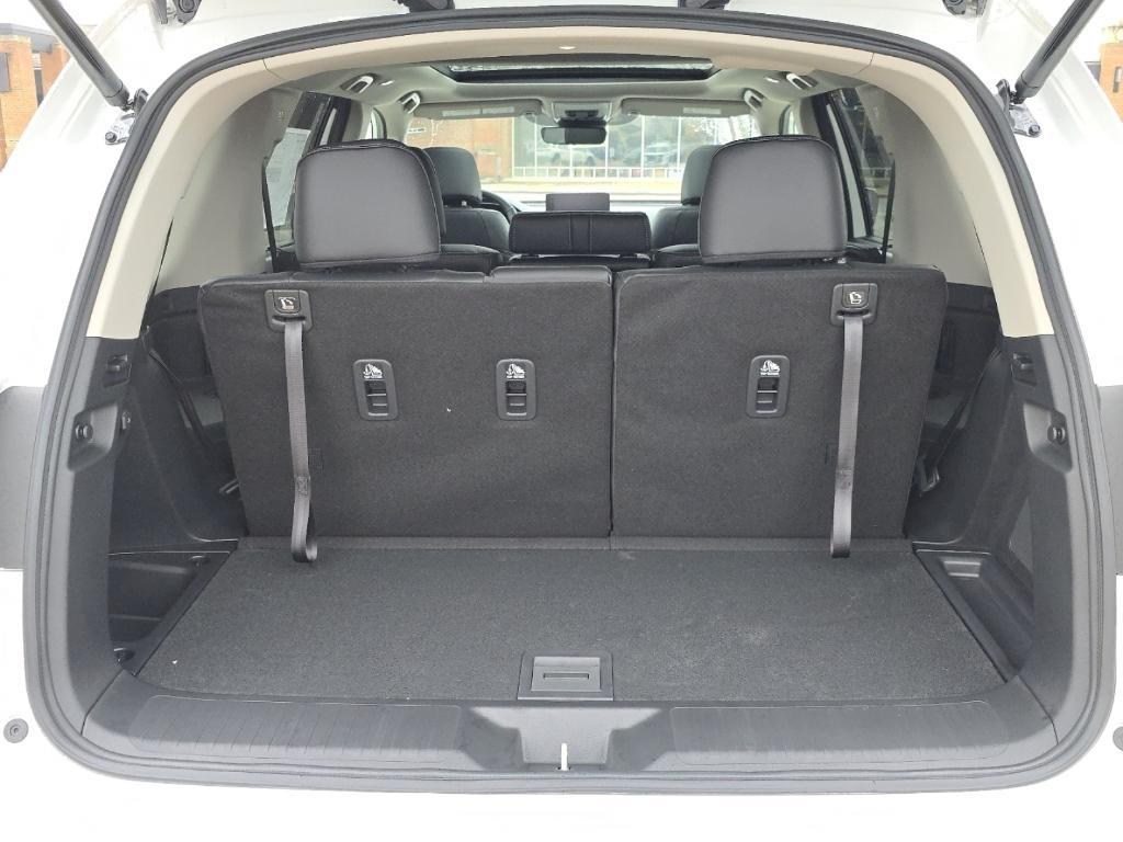 new 2025 Honda Pilot car, priced at $52,180