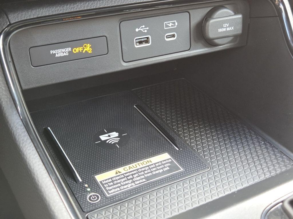 used 2025 Honda CR-V Hybrid car, priced at $40,045