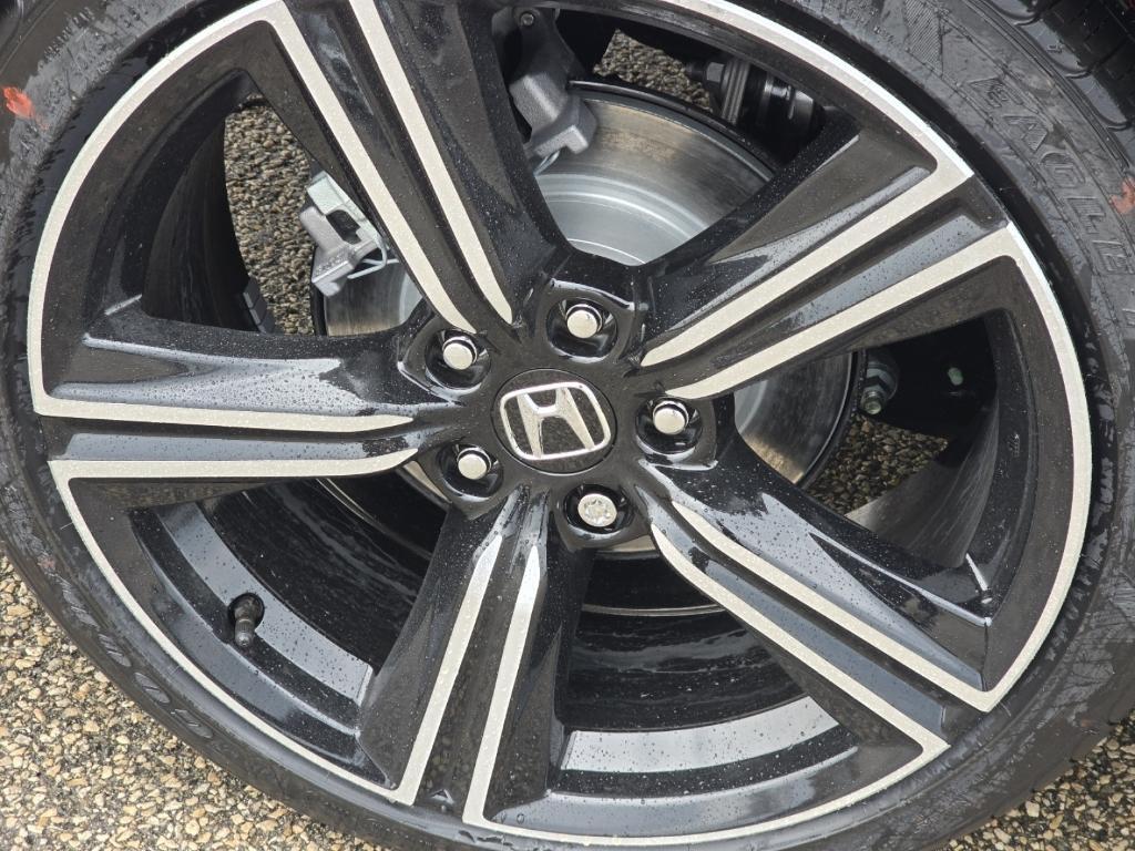 new 2026 Honda Accord Hybrid car, priced at $35,445