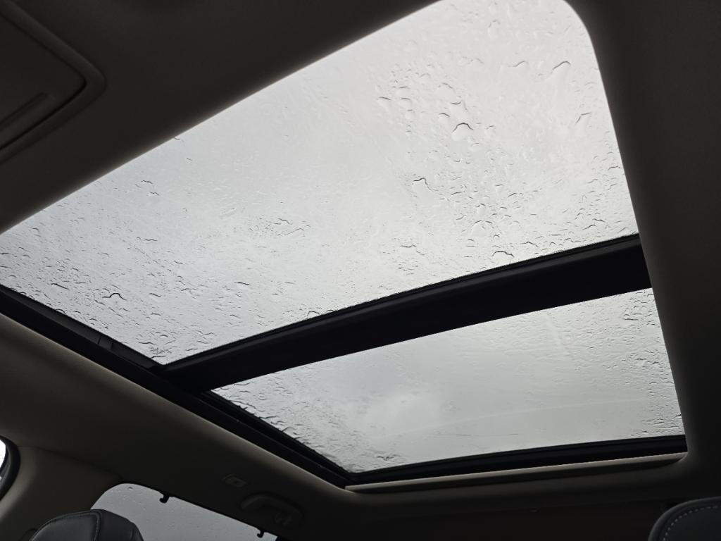 new 2025 Honda Pilot car, priced at $53,650