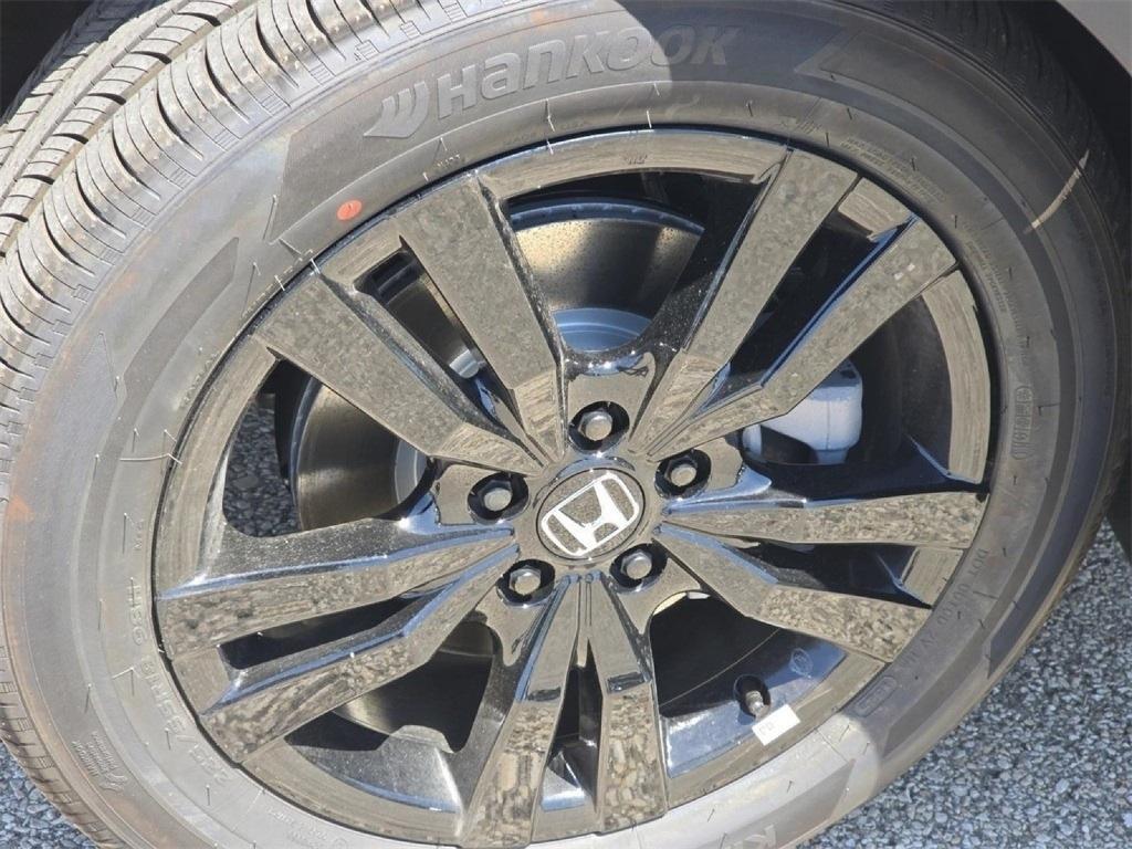 new 2026 Honda HR-V car, priced at $30,600