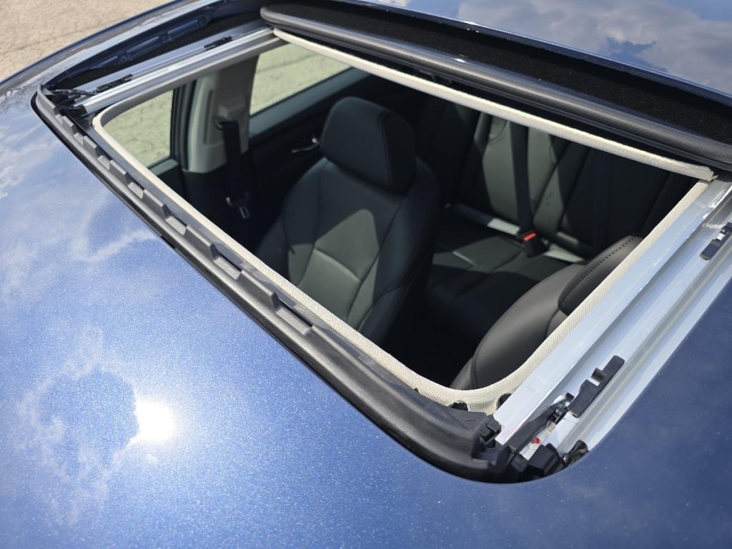new 2026 Honda Accord Hybrid car, priced at $36,290