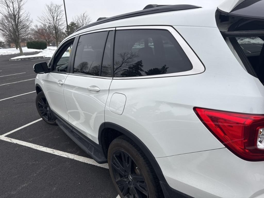 used 2022 Honda Pilot car, priced at $30,697