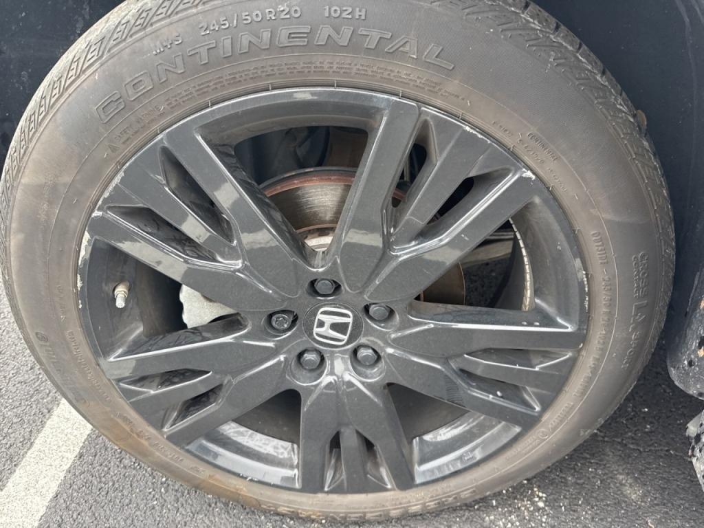 used 2022 Honda Pilot car, priced at $30,697