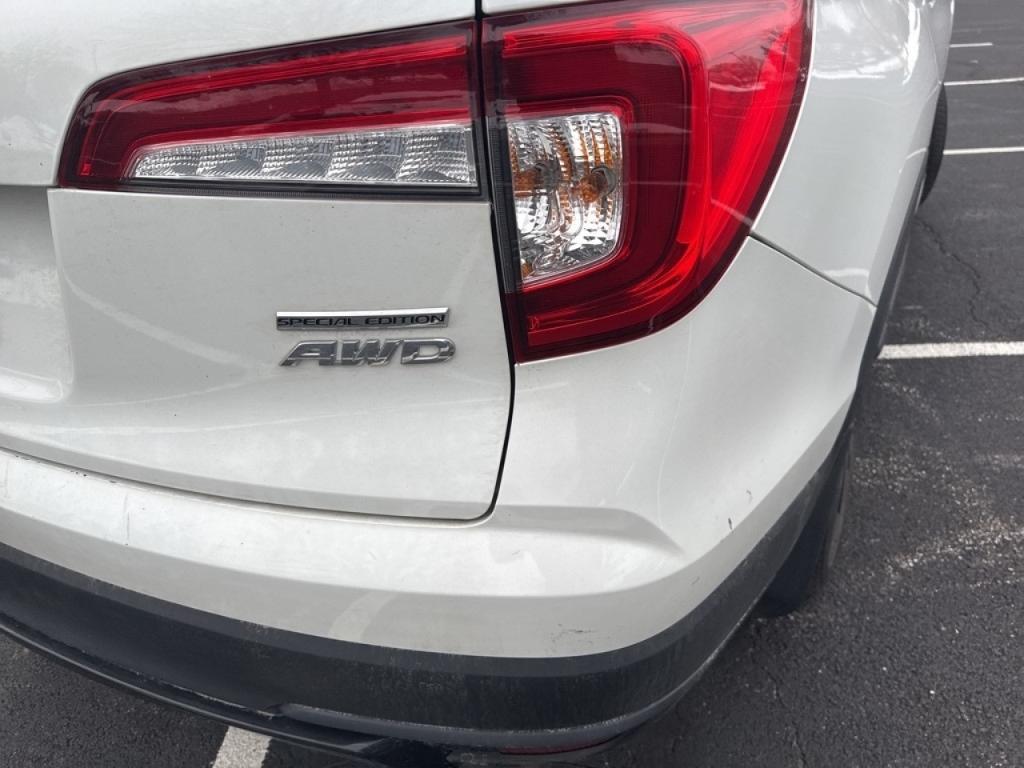 used 2022 Honda Pilot car, priced at $30,697