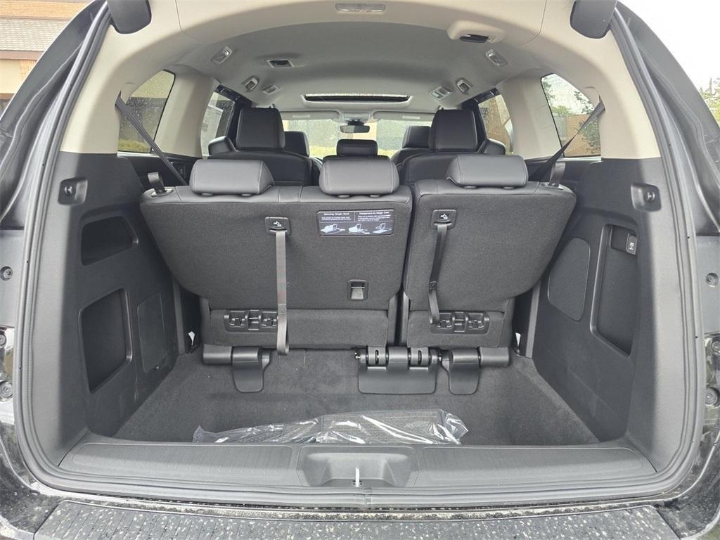 new 2026 Honda Odyssey car, priced at $43,790