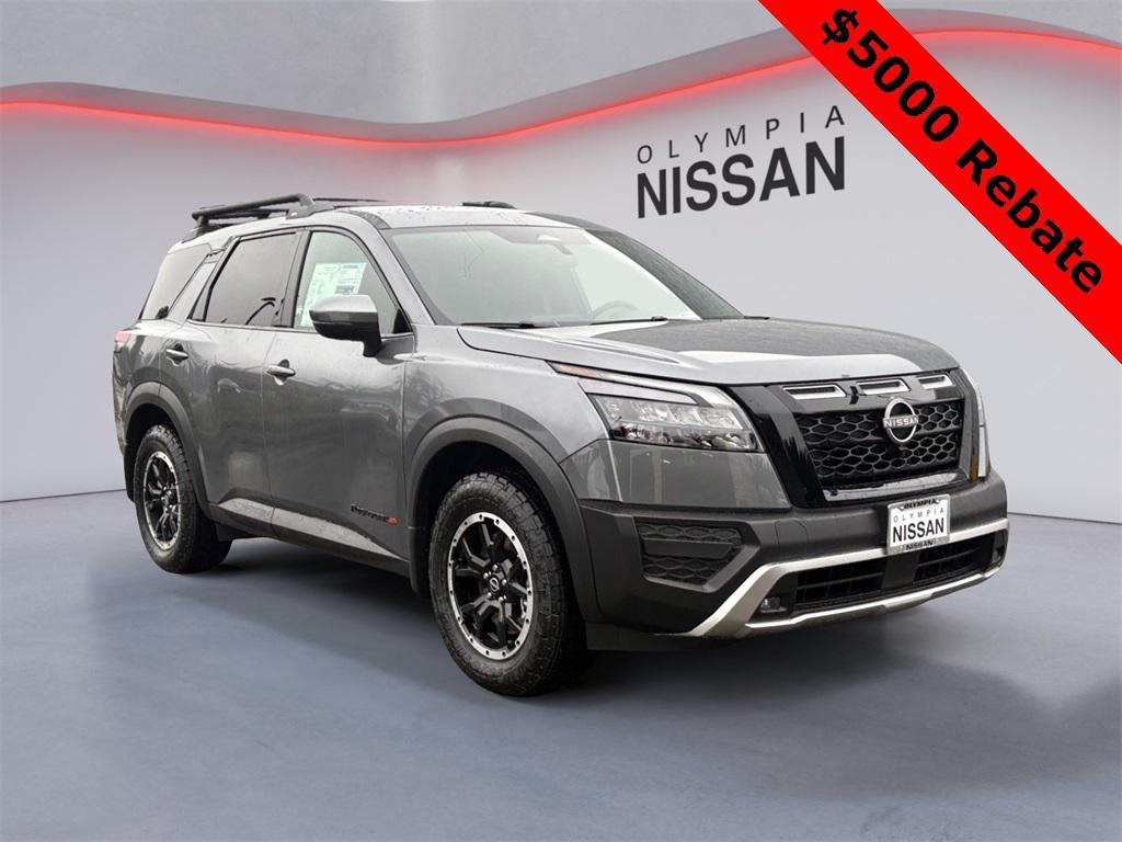 new 2025 Nissan Pathfinder car, priced at $40,620