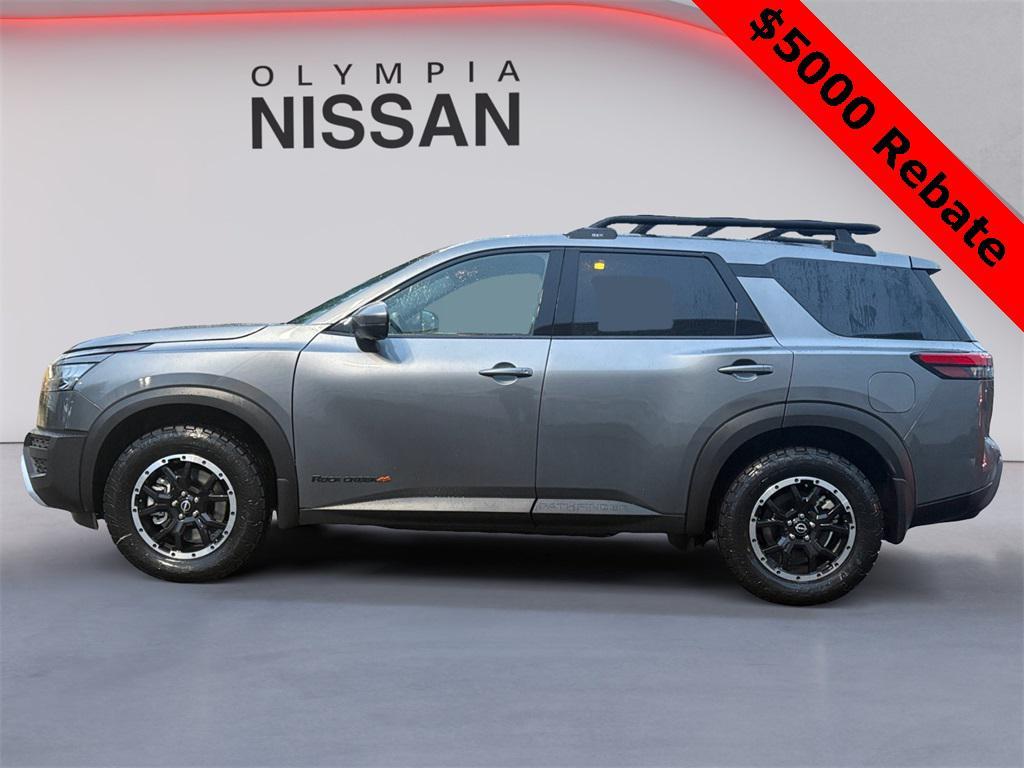 new 2025 Nissan Pathfinder car, priced at $40,260