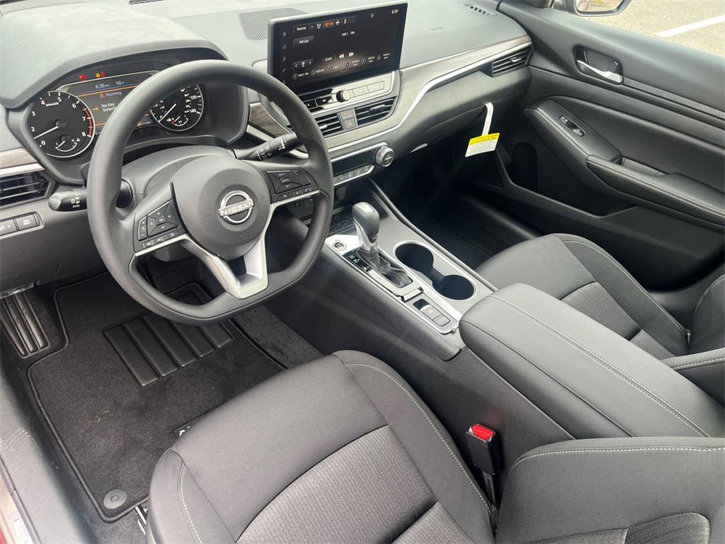 new 2025 Nissan Altima car, priced at $29,805