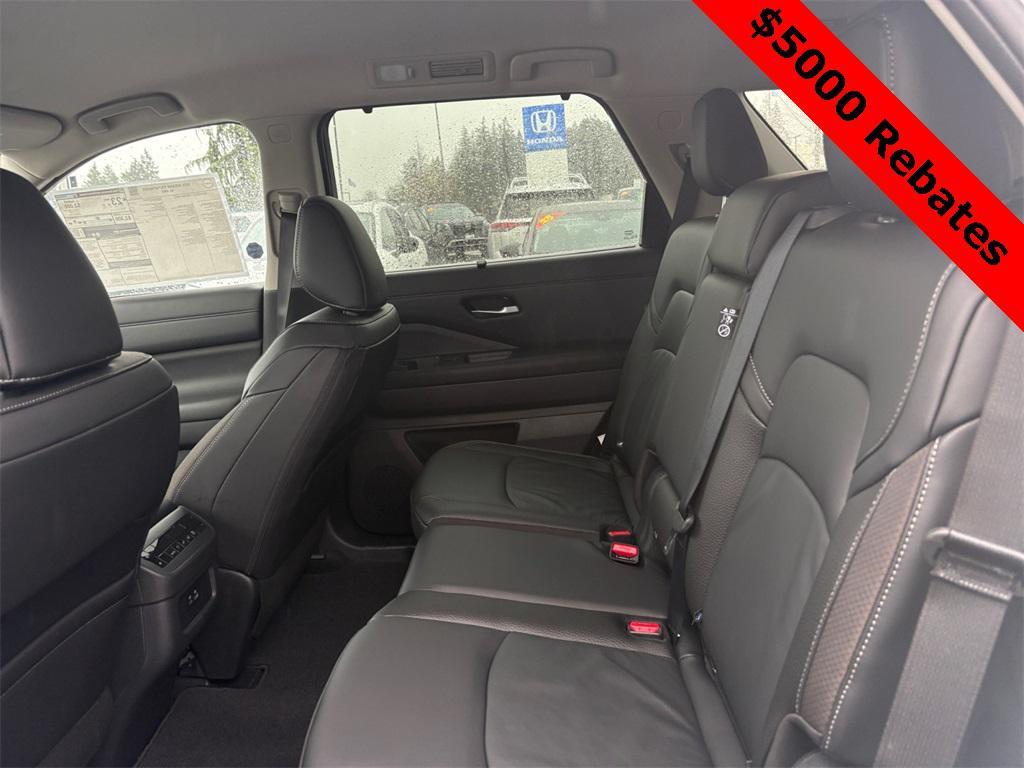 new 2025 Nissan Pathfinder car, priced at $41,040