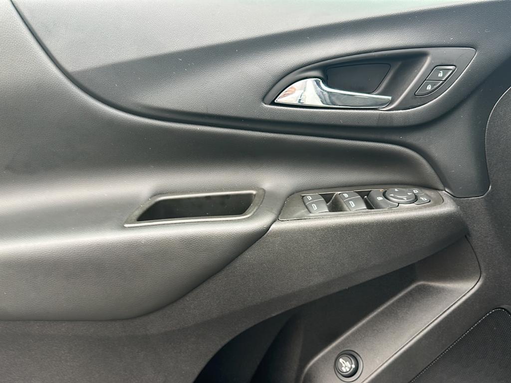 used 2021 Chevrolet Equinox car, priced at $21,700