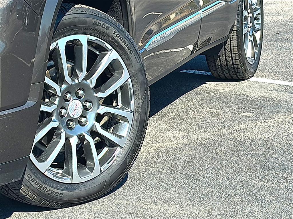 used 2020 GMC Acadia car, priced at $23,269