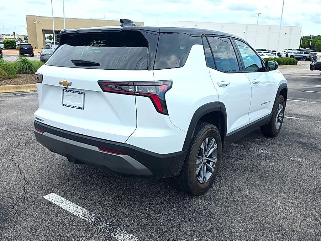 used 2025 Chevrolet Equinox car, priced at $28,000