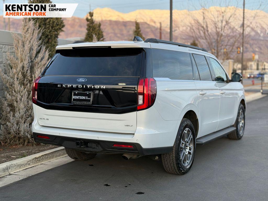 used 2025 Ford Expedition Max car, priced at $61,250