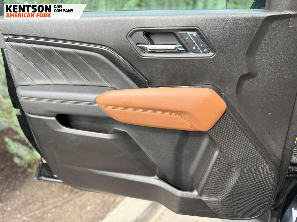 used 2024 GMC Canyon car, priced at $40,845