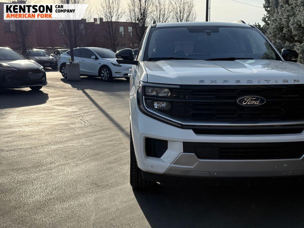 used 2025 Ford Expedition Max car, priced at $80,950