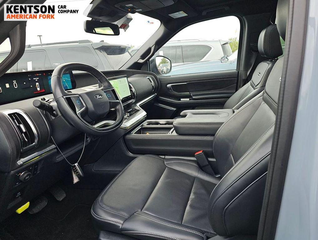 used 2025 Ford Expedition car, priced at $67,550