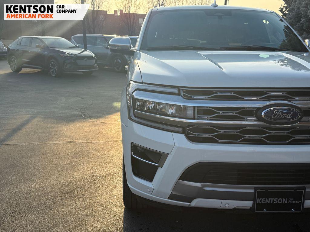 used 2024 Ford Expedition car, priced at $65,550