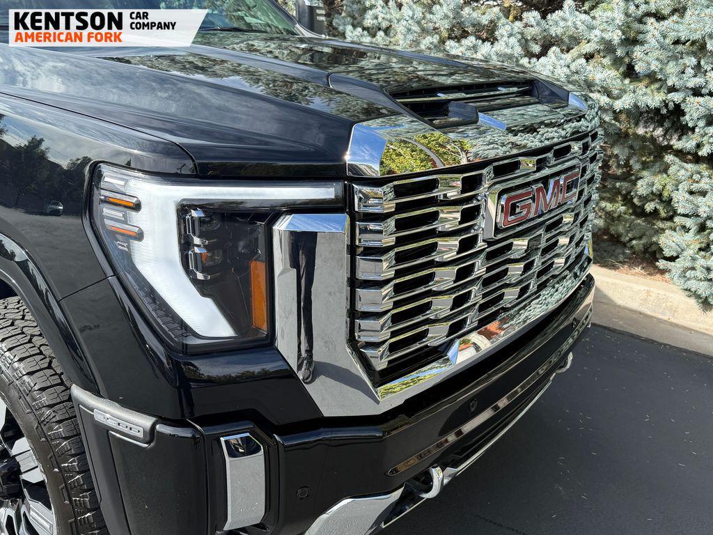 used 2025 GMC Sierra 3500 car, priced at $75,550
