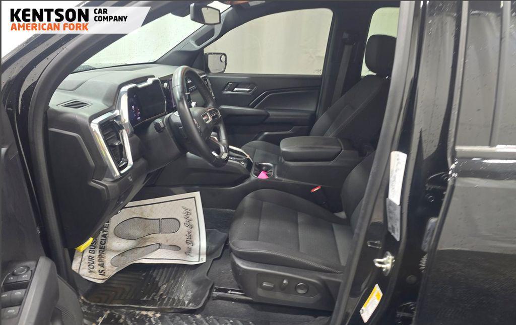 used 2024 GMC Canyon car, priced at $36,550